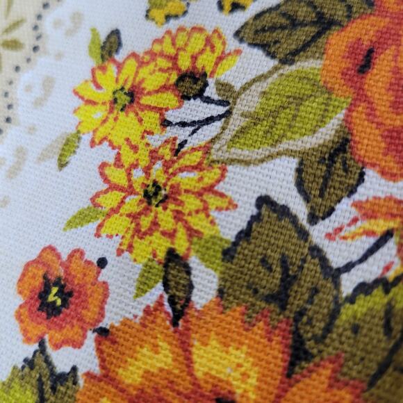 Vintage 70s House 'N Home Fabric & Draperies, Inc. - 2 Pieces - Picture 7 of 10